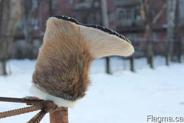 Mens winter boots made of goats fur and wool