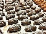 "Hadji" chocolate dates with almonds - photo 4